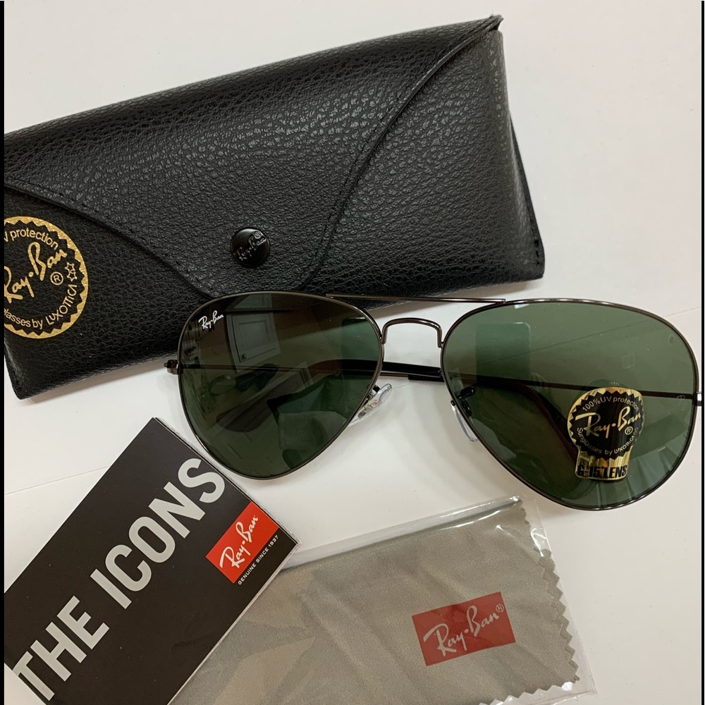 Brand New Ray-Ban Sunglasses.